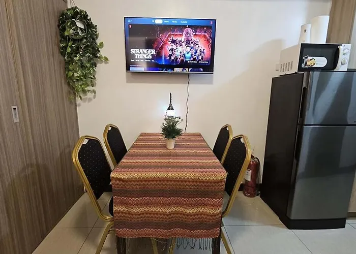 Apartment Promo Modern Boho Chic Near Moa, Bay Manila